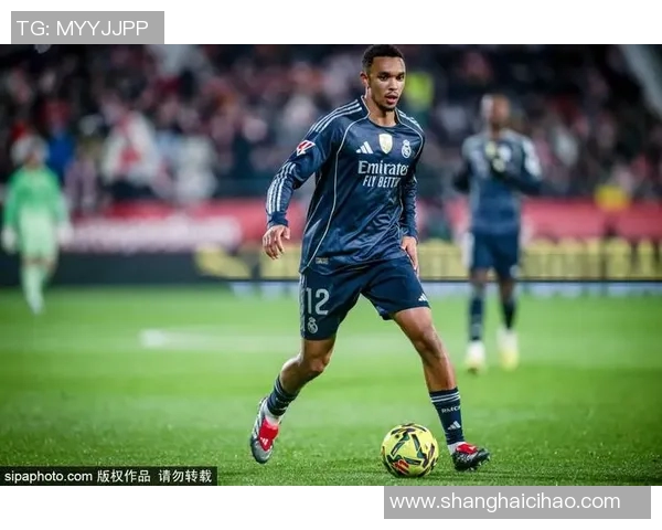 土耳其足球界颜值担当盘点最帅球星排行榜揭秘