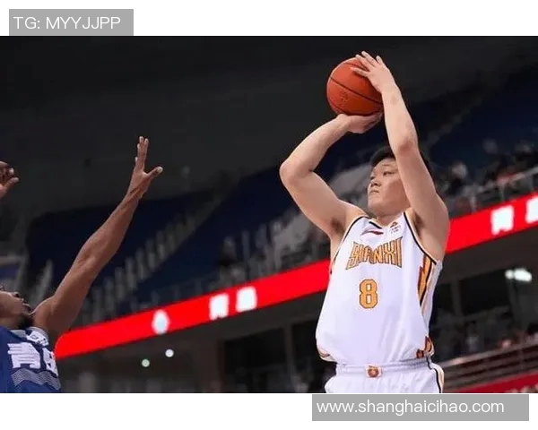 张宁的成长之路：从普通学生到优秀运动员的奋斗故事